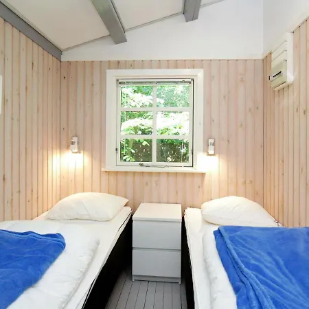 5 Person In Vejby-by Traum Feriehus